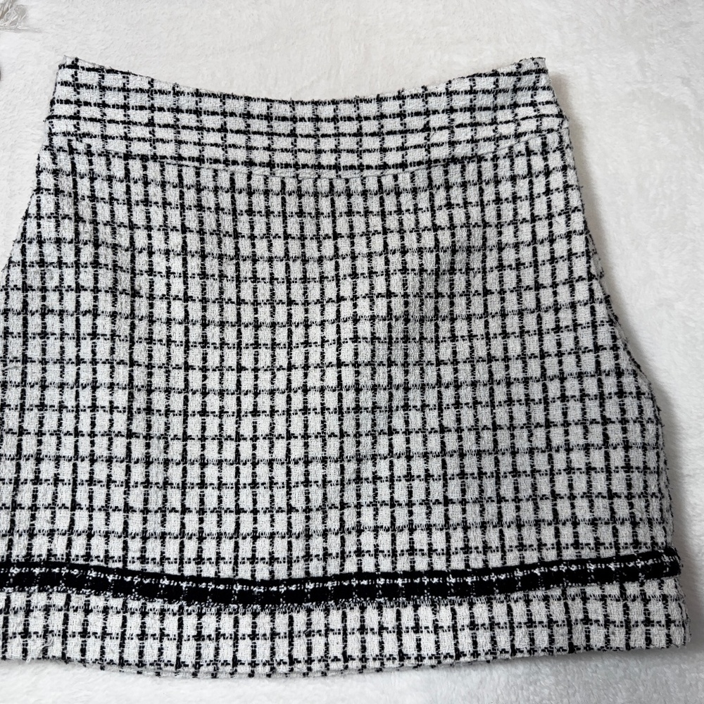 Oak & Fort Mini Skirt Womens Size 0 White Black Grid Tweed Mini Skirt Academia